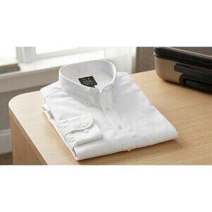 NEW!!! Jos A Banks Travelers Long Sleeve Classic White Button Shirt
